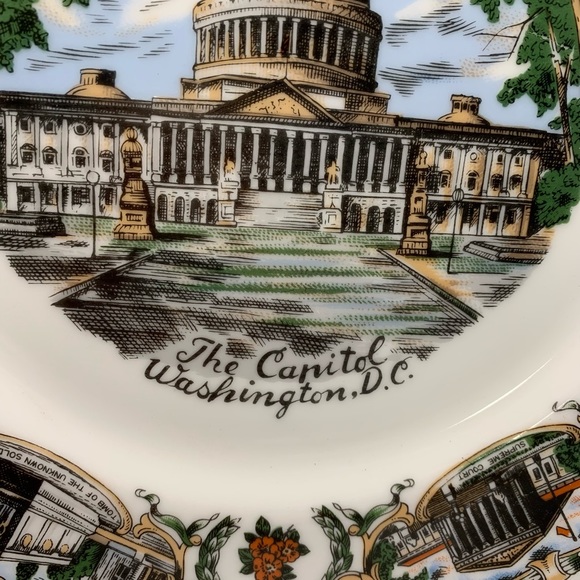 The Capital of Washington D.C. Souvenir Plate 10 Inches Colorful Gold Rimmed - Picture 9 of 14